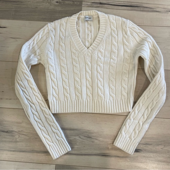 Sunday Best Moss sweater in whisper white - Picture 4 of 4